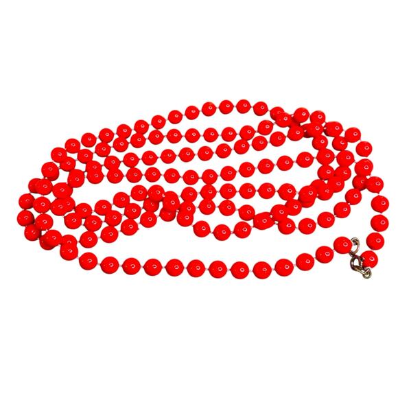 Vintage Cherry Red Hand Knotted Beaded Necklace - Picture 2 of 4